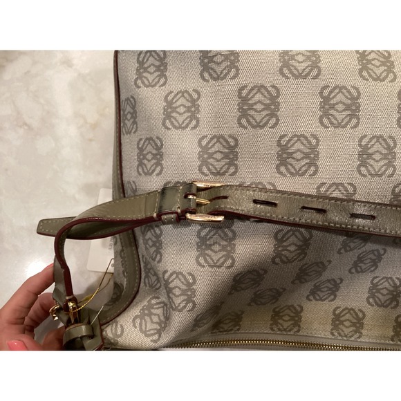 Loewe Anagram Print Canvas Top Handle Bag Padlock Charm Designer Handbag - Picture 15 of 16